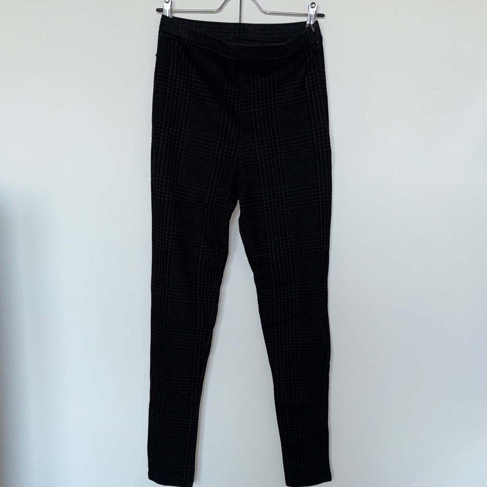 Black Velvet Patterned Leggings